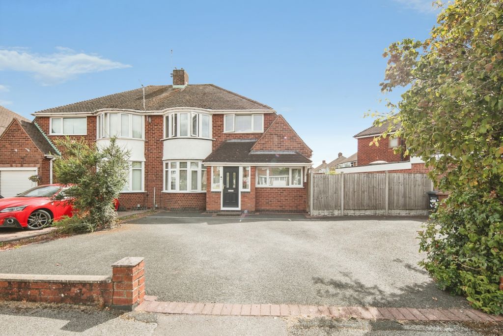 Property photo 1 of 18 Pbox-Img.Jpg
