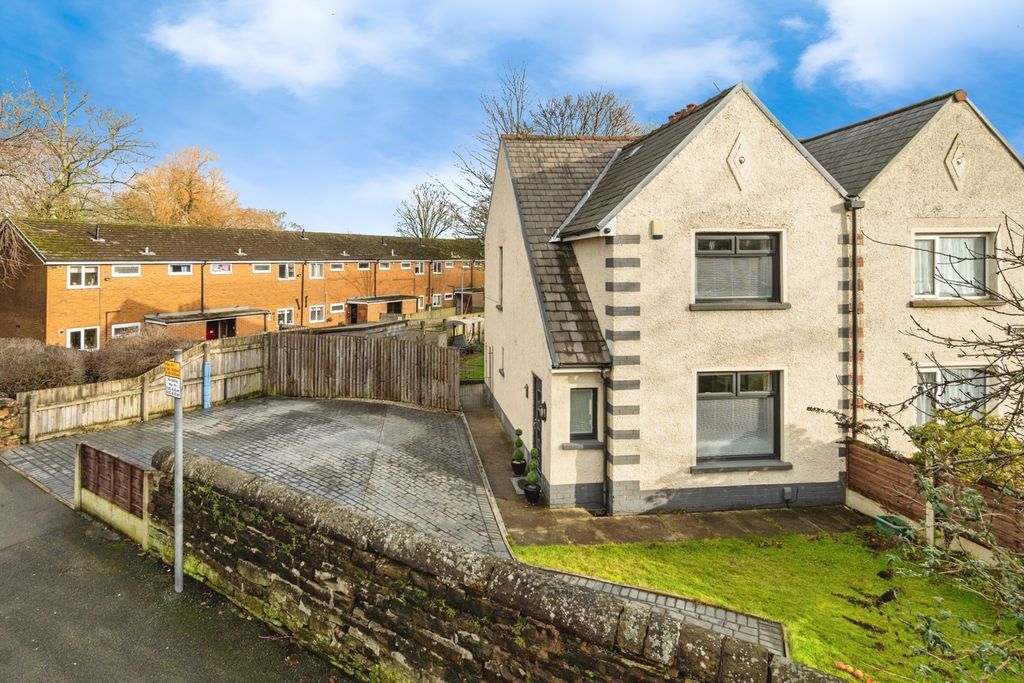 Property photo 1 of 24 Pbox-Img.Jpg