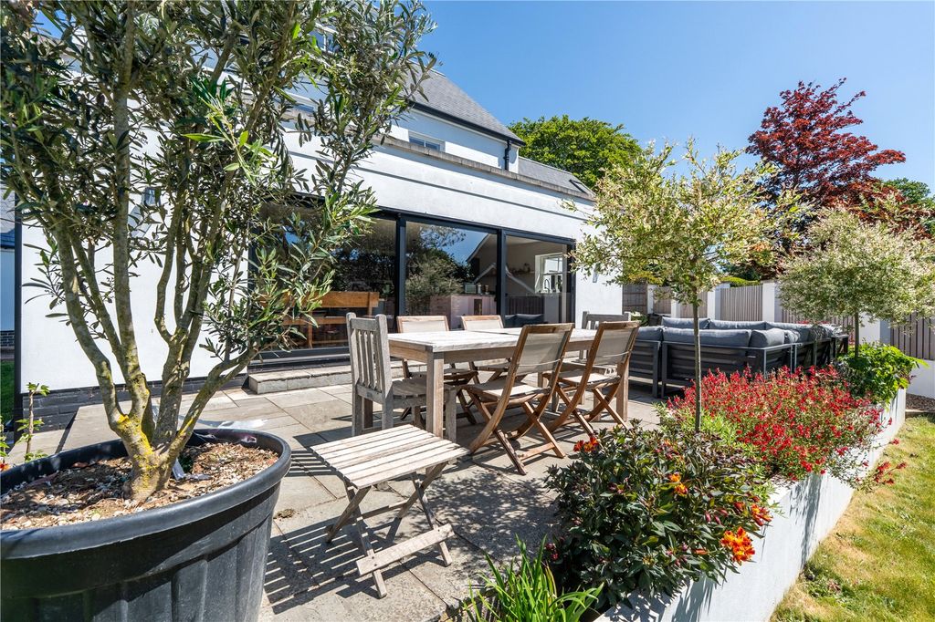 Property photo 2 of 17 Picture No. 07