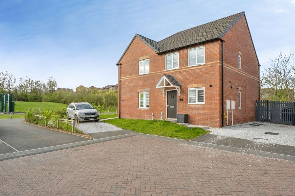 Property photo 1 of 21