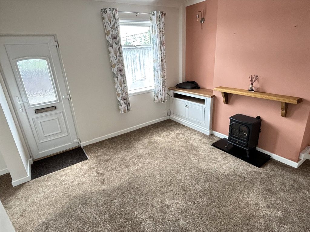 Property photo 3 of 14 Picture No. 05