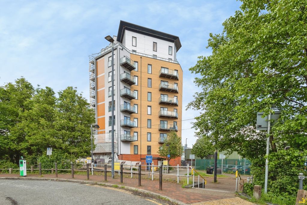 Property photo 1 of 14 Pbox-Img.Jpg