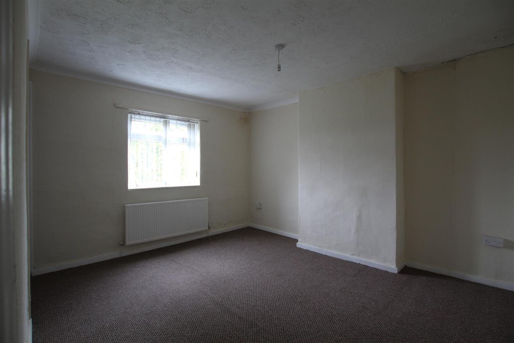 Property photo 3 of 8 Img_2912.Jpg