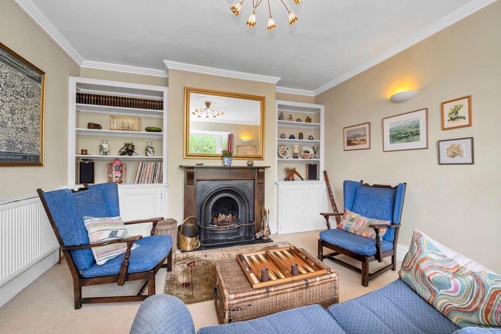 Property photo 3 of 35 Sitting Room