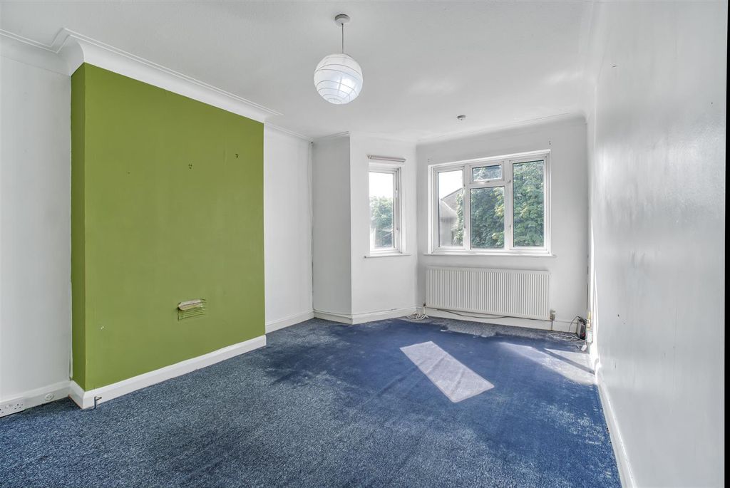 Property photo 2 of 8 3.Jpg