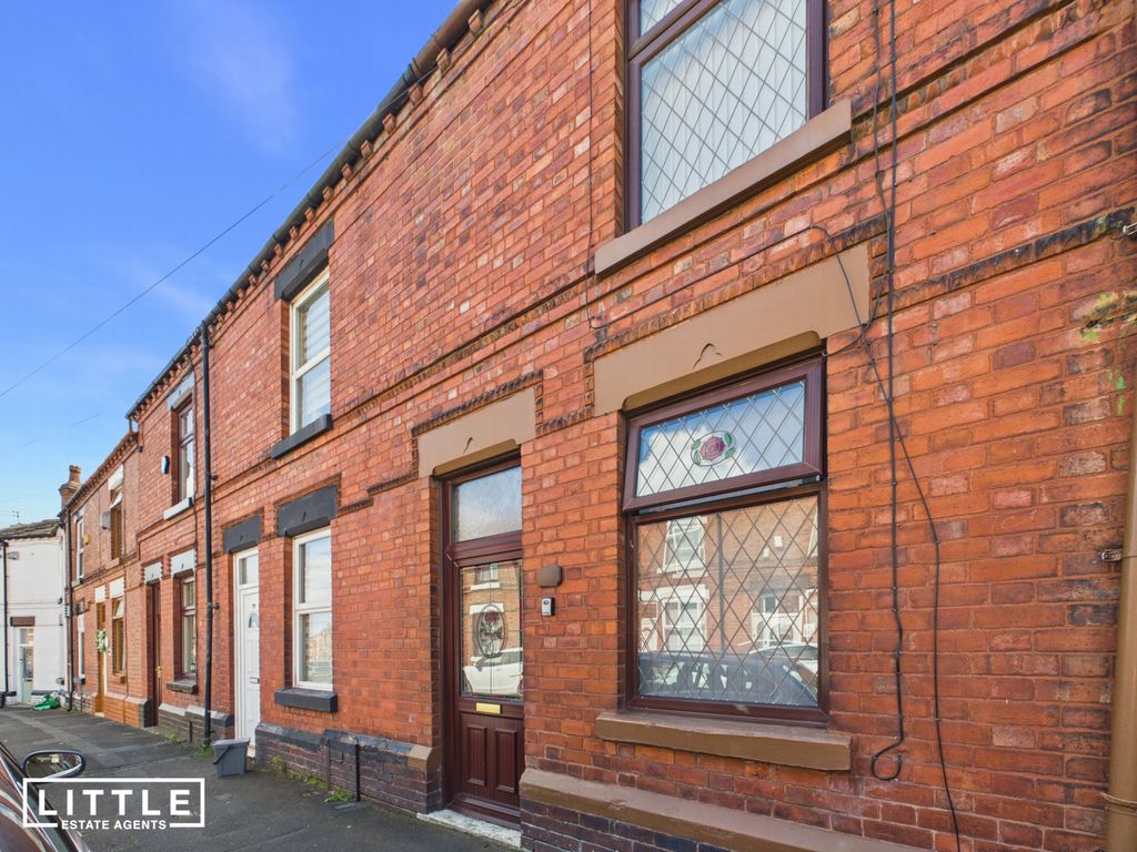 Property photo 1 of 19 Photo 9