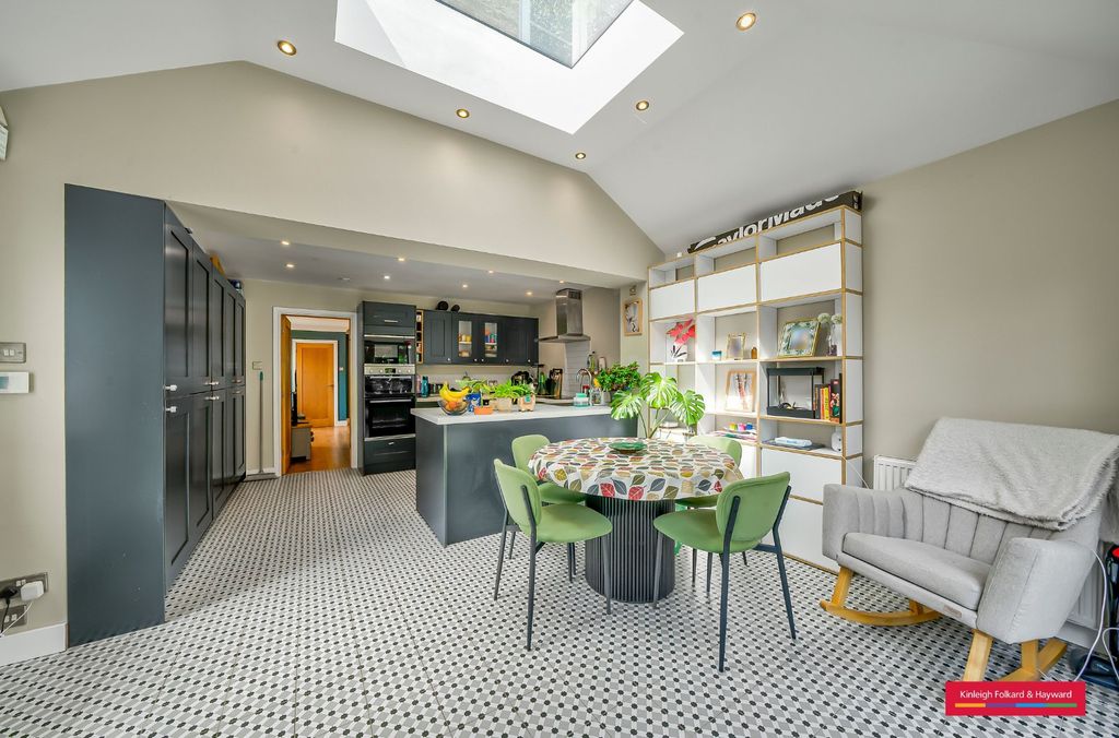 Property photo 1 of 15 Picture No. 30