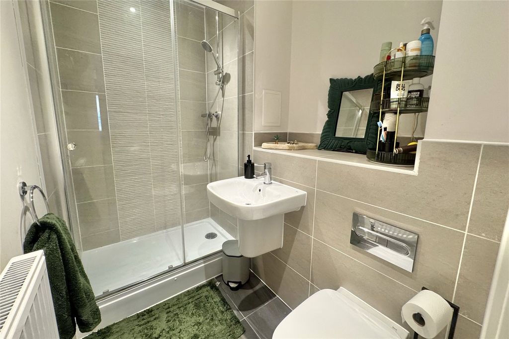 Property photo 3 of 8 Picture No. 01