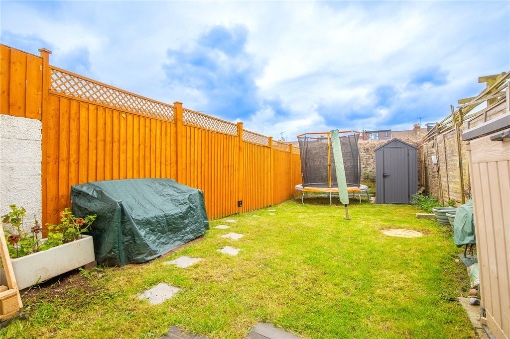 Property photo 3 of 20 Picture No. 24