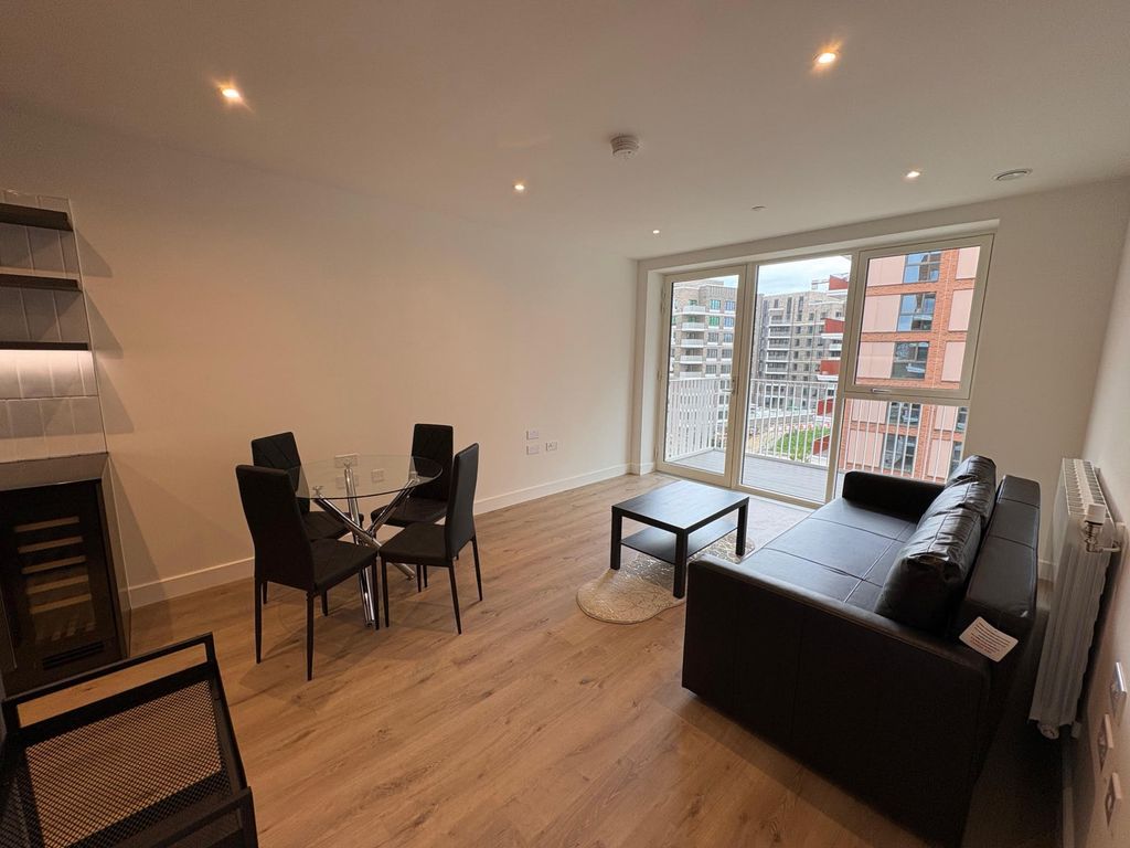 Property photo 2 of 5