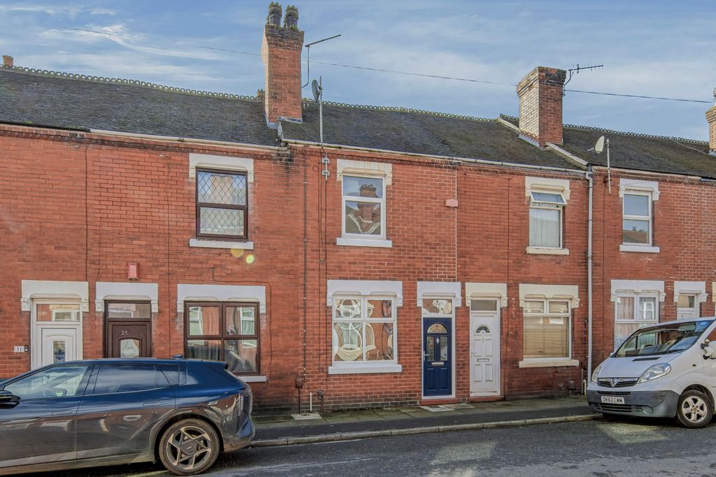 Property photo 1 of 18