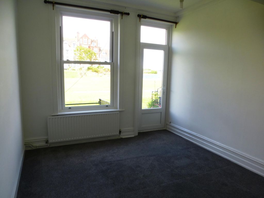 Property photo 3 of 8 Image