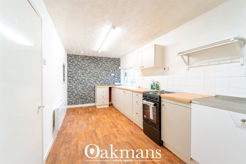 Property photo 3 of 26 Picture No. 17