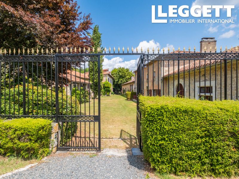 Property photo 2 of 10