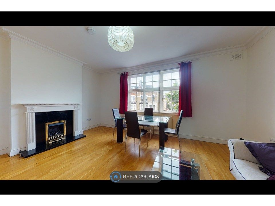 Property photo 1 of 8 Living Room