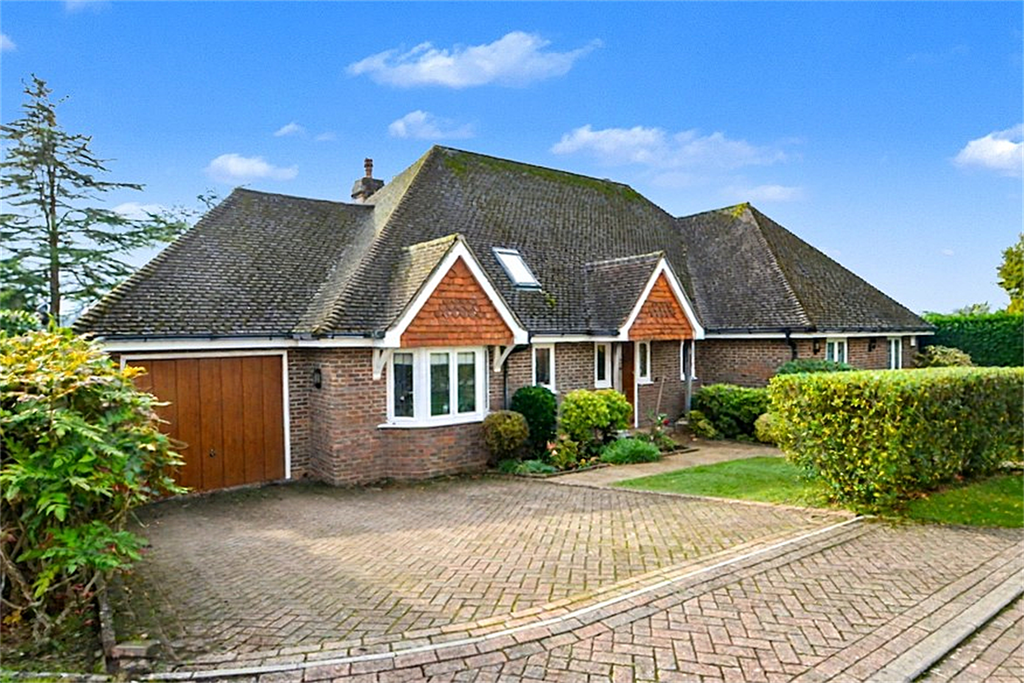 Property photo 1 of 16 (Main)