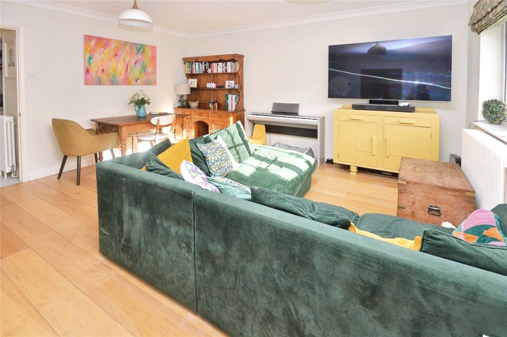 Property photo 3 of 18 Picture No. 14