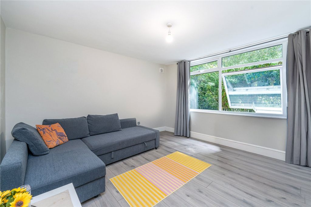 Property photo 1 of 7 Picture No. 05