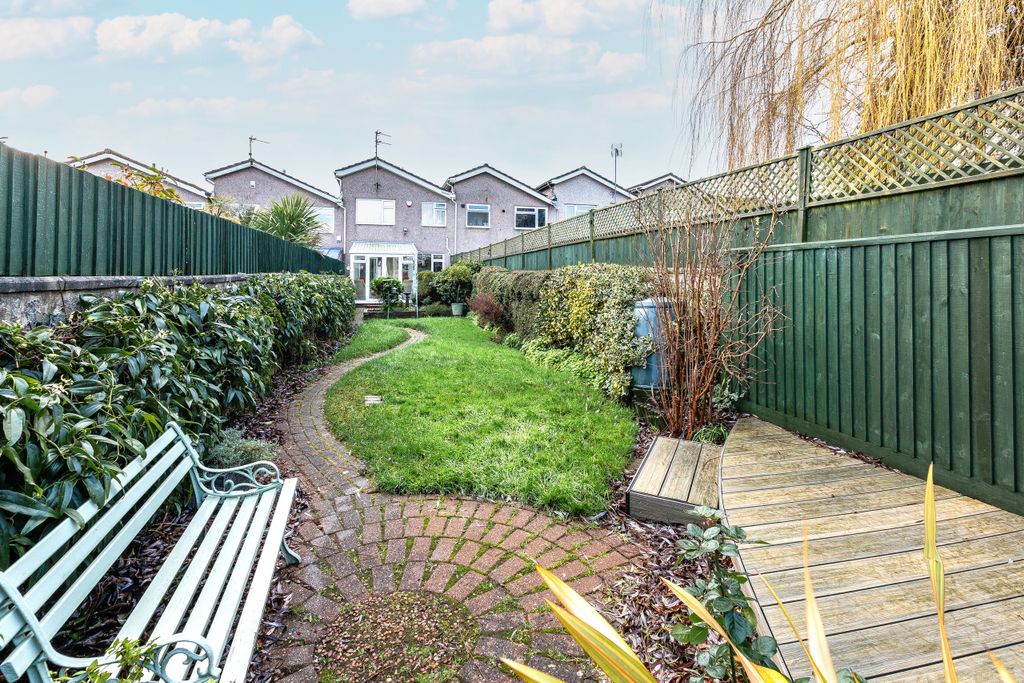 Property photo 2 of 21 1