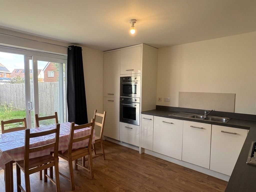 Property photo 2 of 7 Picture No. 06