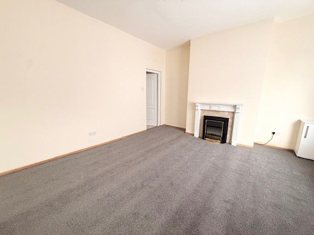 Property photo 2 of 12 Photo