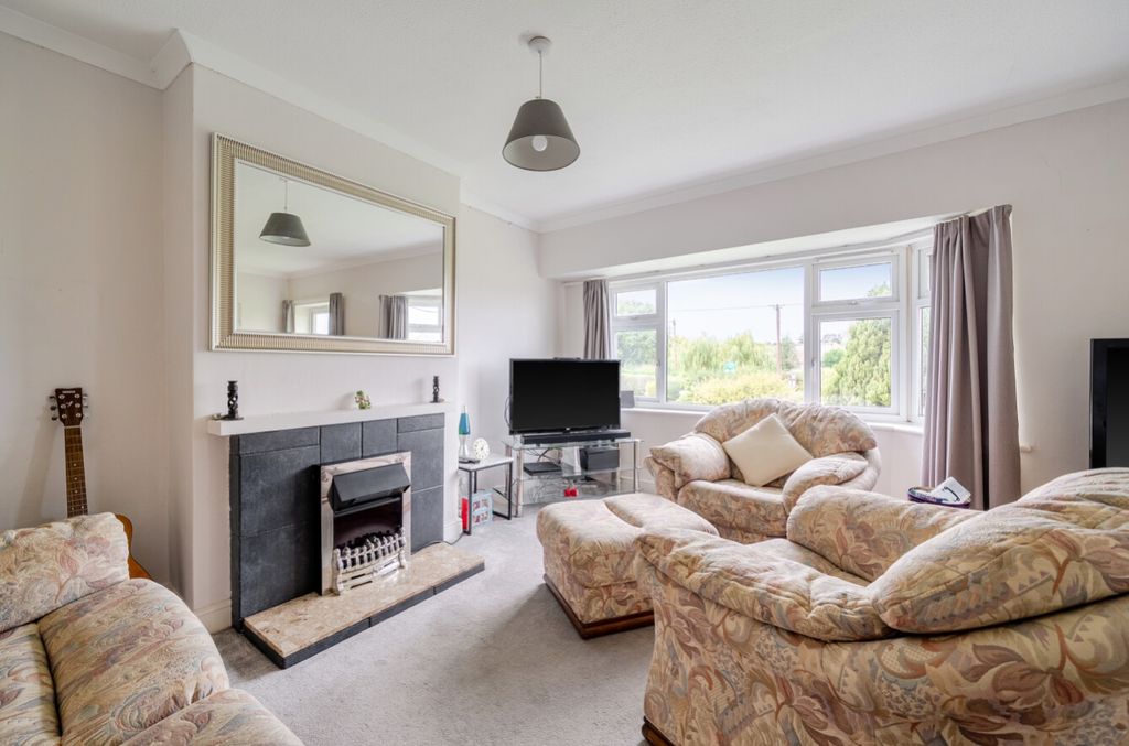 Property photo 2 of 10 1515901-8-1A0908Ac739Ea