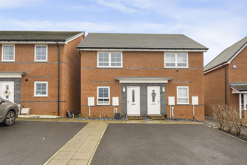 Property photo 1 of 13 Front.Jpg