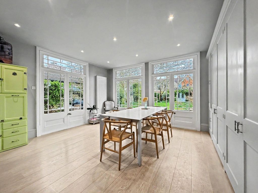 Property photo 3 of 13 Picture No. 31