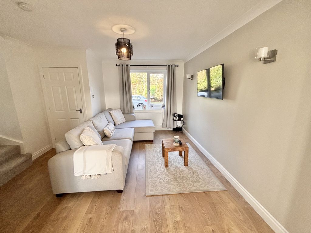 Property photo 3 of 25