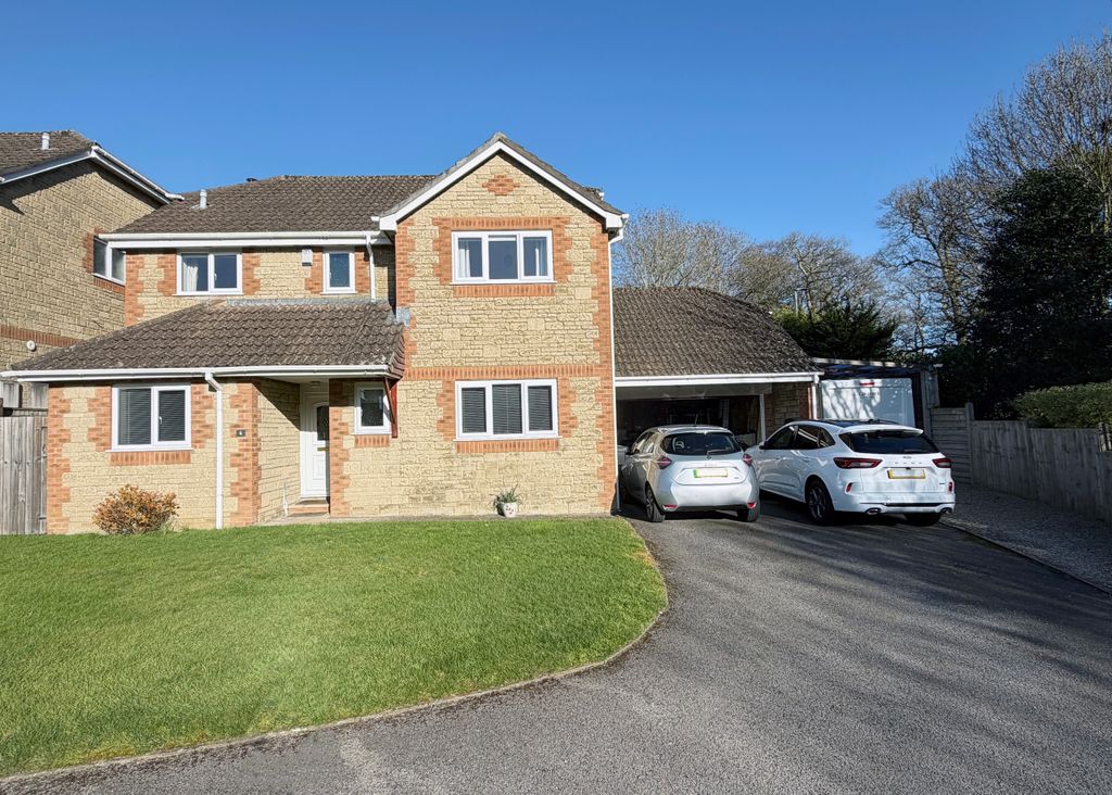 Property photo 1 of 18 Front Photo