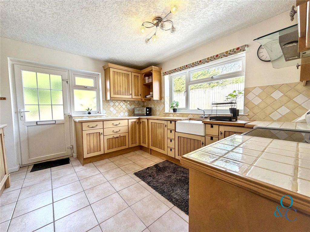 Property photo 2 of 18 Picture No. 06