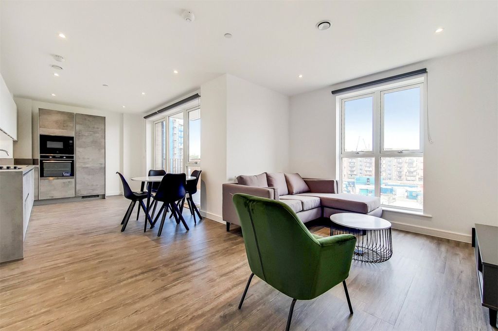 Property photo 1 of 24 Picture No. 04