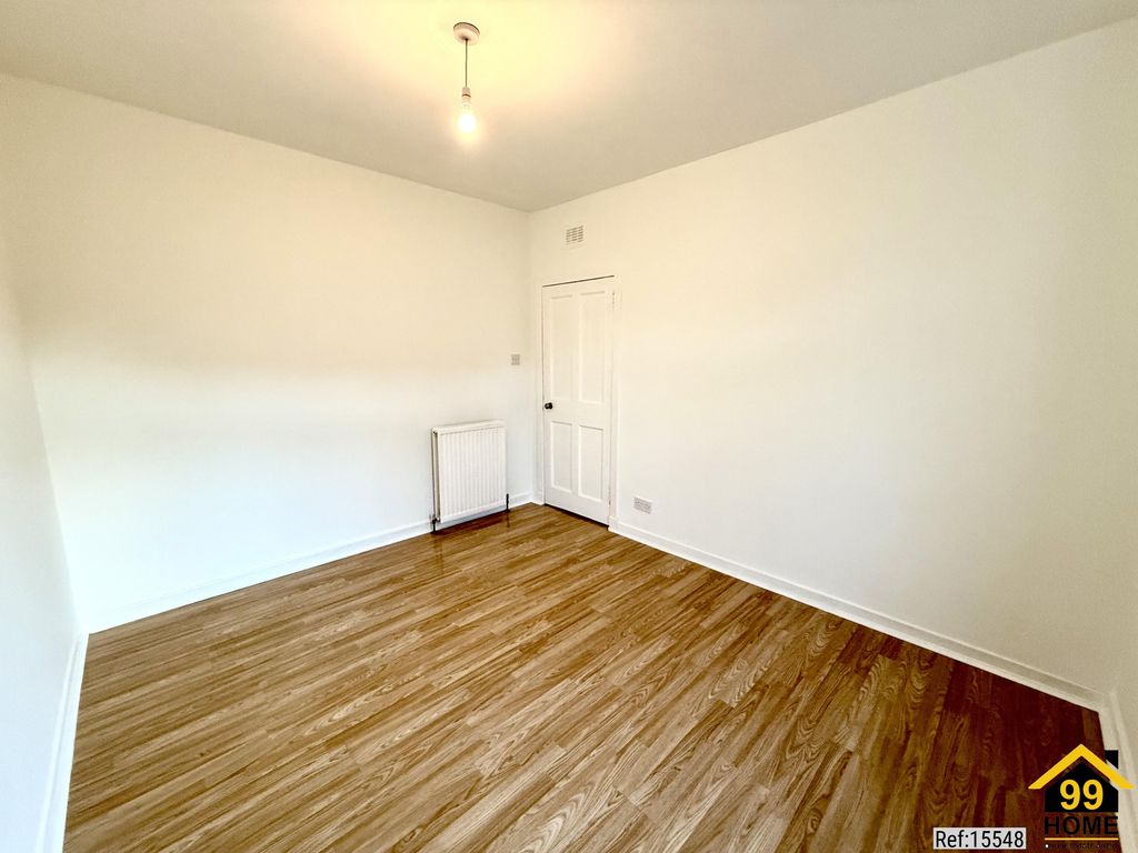 Property photo 3 of 13 Photo 2