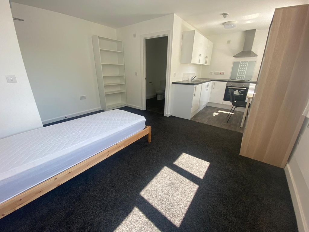 Property photo 1 of 4