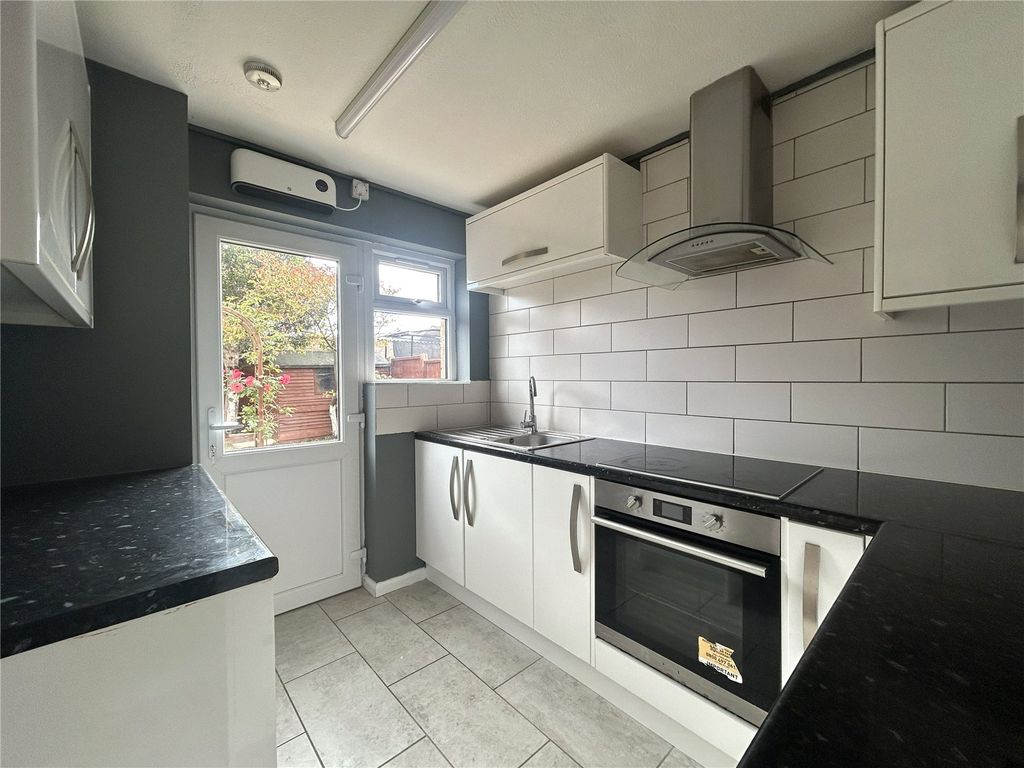Property photo 3 of 15 Picture No. 07