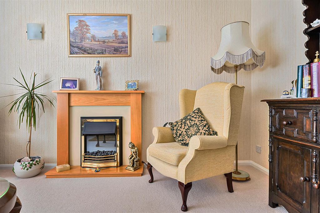 Property photo 3 of 12 1313479-9-685d7B6A6E363.Jpg