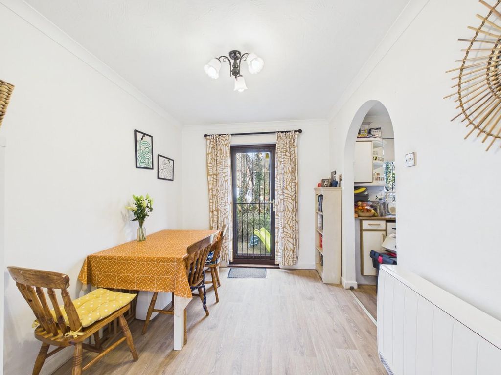 Property photo 3 of 24 Cam01530G0-Pr0383-Still003.Jpg