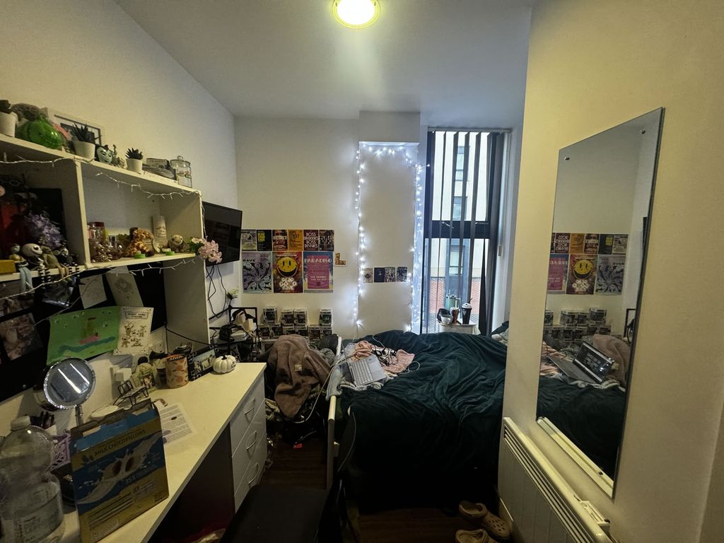 Property photo 2 of 15 20877Cpntsimg_9252.Jpg