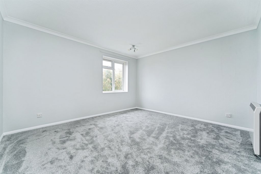 Additional image 11 of 2 bed flat for saleAbbots Way, Ely CB6
