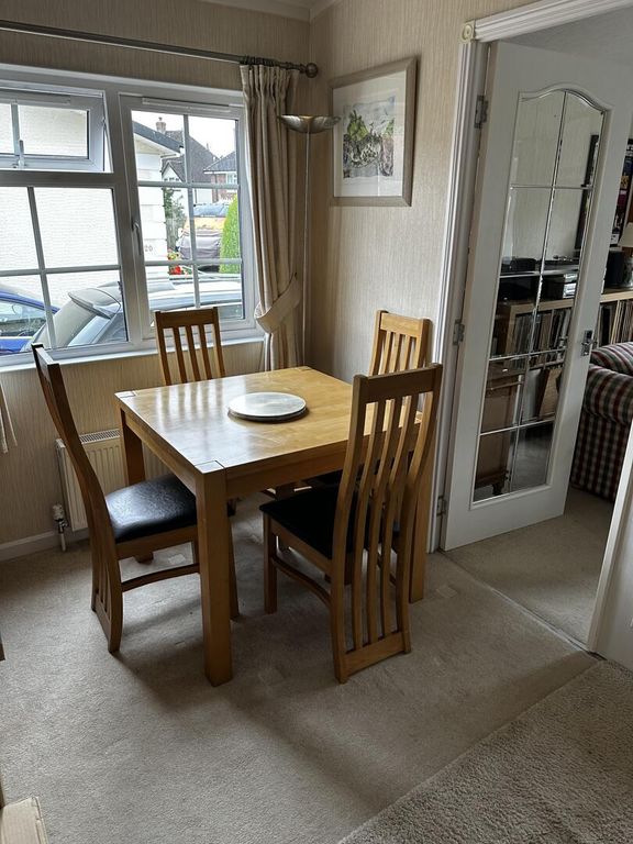 Property photo 3 of 20 Dining Room