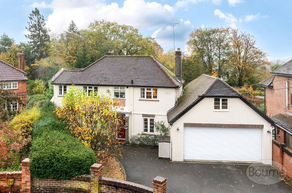 Property photo 1 of 26 Picture No. 05