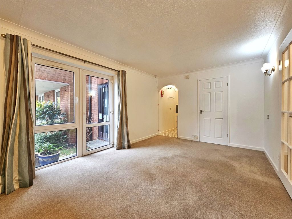 Property photo 3 of 10 Picture No. 06