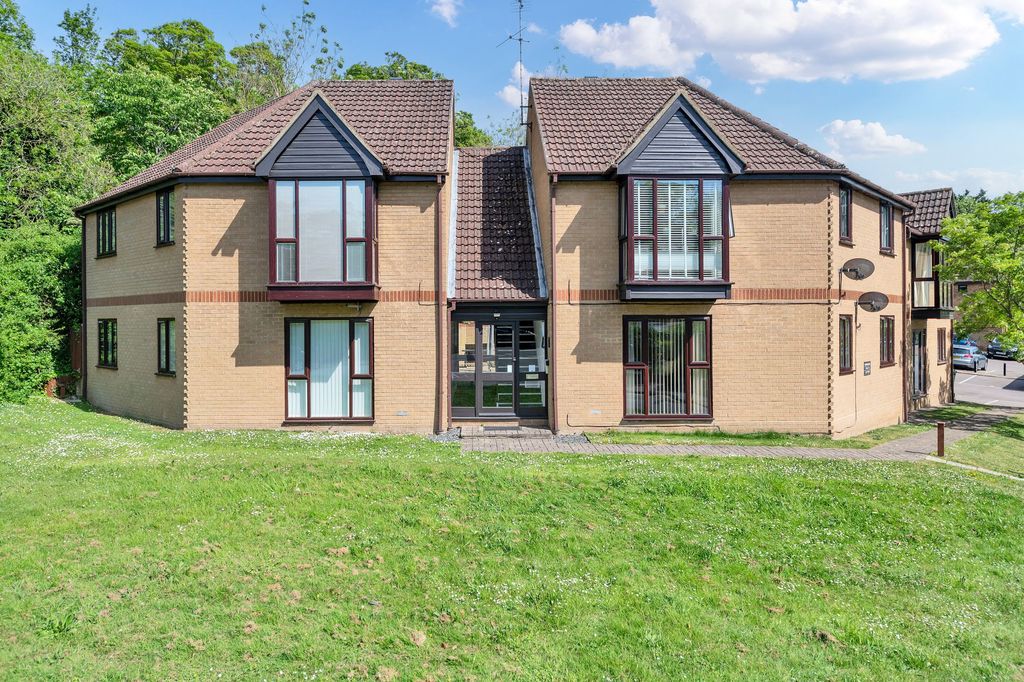 Property photo 1 of 11