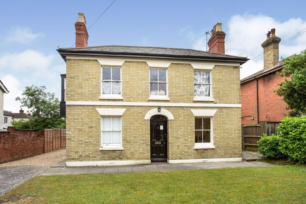 Property photo 1 of 16 Front