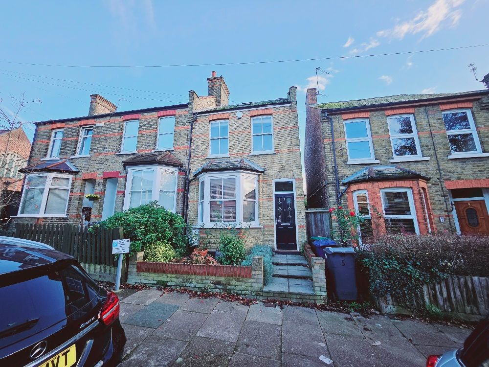 Property photo 1 of 12