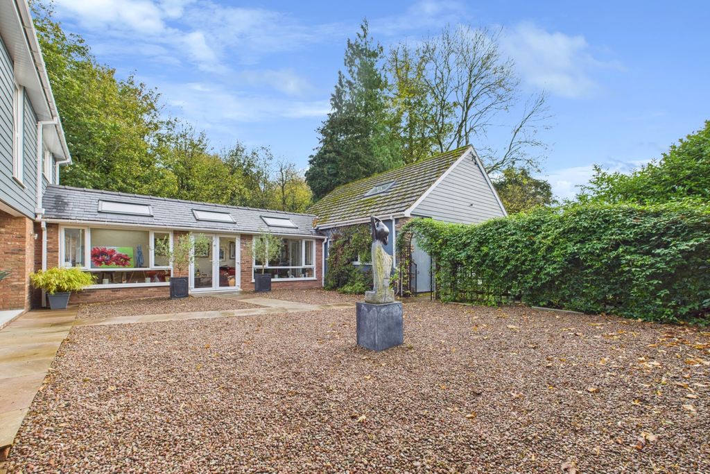 Property photo 3 of 41 Picture No. 69