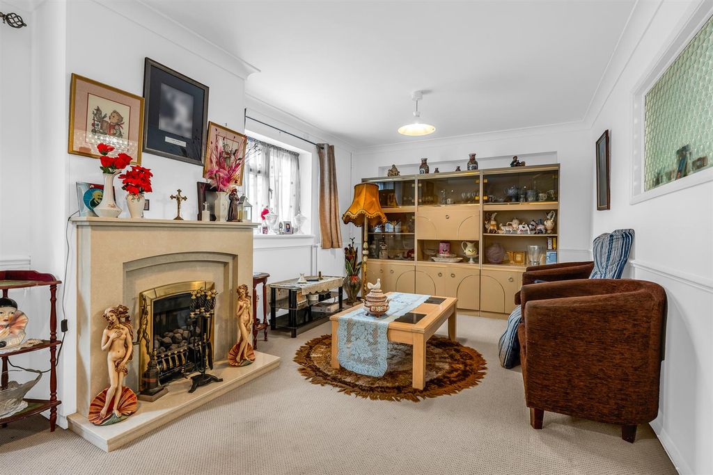 Property photo 2 of 21 Internal-2.Jpg