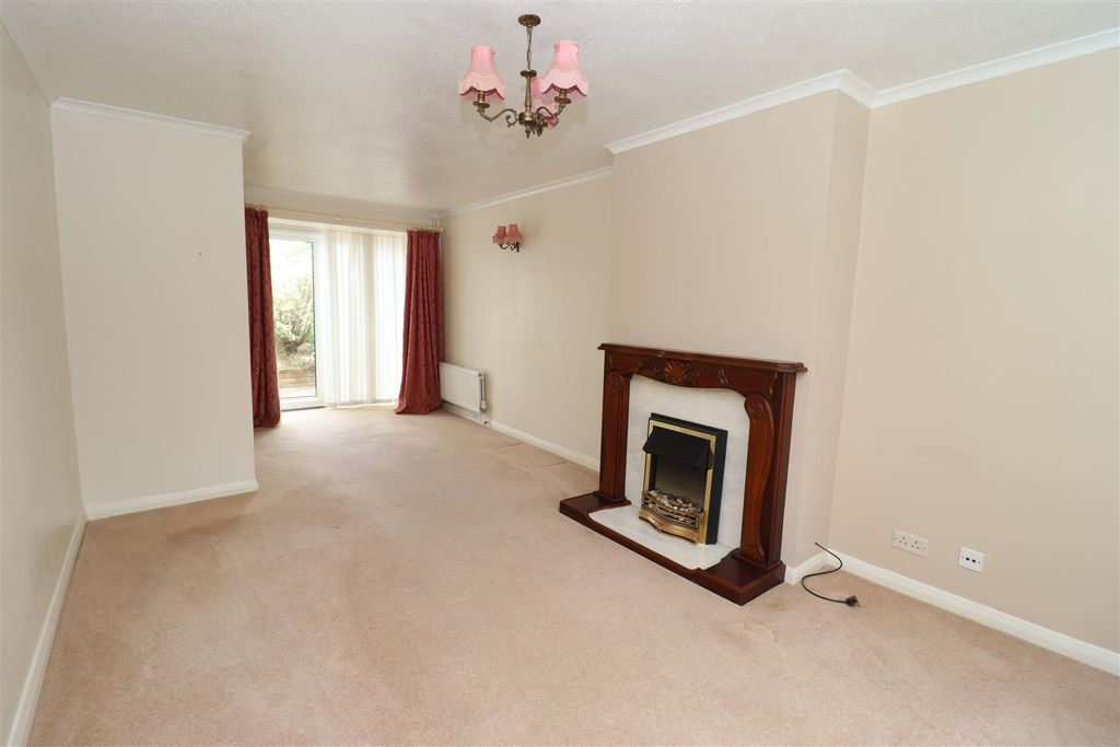 Property photo 3 of 12 Img_2121.Jpg