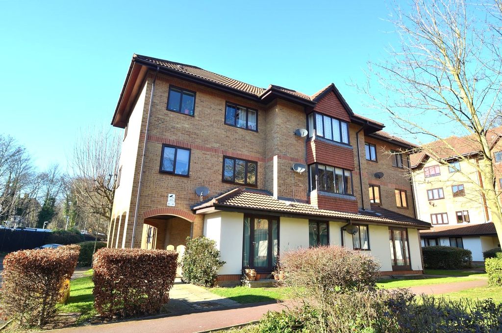 Property photo 1 of 7