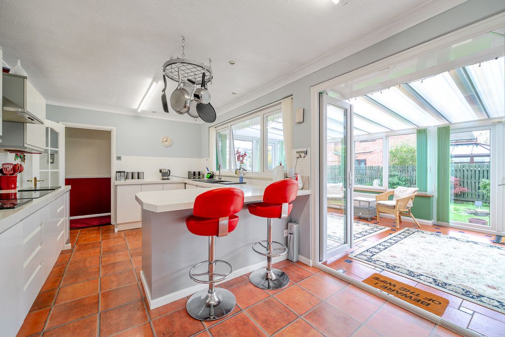 Property photo 3 of 19